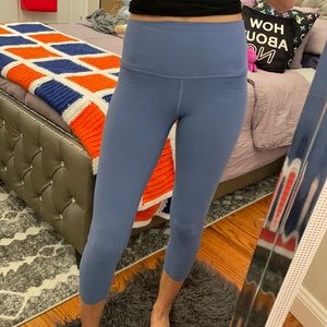 Lululemon align cropped 21” WATER DROP